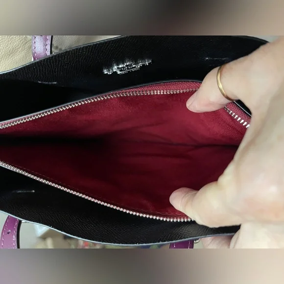 Coach Mollie Tote 25 Purple Floral Print with Lavender Wristlet - Picture 12 of 16